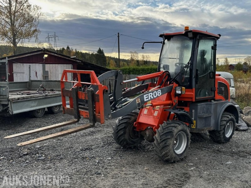Everun ER08 Hjullaster – 4x4 – 2019-modell –Brøyteskjær – Pallegaffel – Kun 325 timer! - Колёсный погрузчик: фото 1 Everun ER08 Hjullaster – 4x4 – 2019-modell –Brøyteskjær – Pallegaffel – Kun 325 timer! - Колёсный погрузчик: фото 1