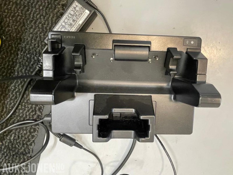 GEOMAX ZENITH40 GNSS SMART ANTENNE MED PANASONIC FELT-PC - Строительное оборудование: фото 4 GEOMAX ZENITH40 GNSS SMART ANTENNE MED PANASONIC FELT-PC - Строительное оборудование: фото 4