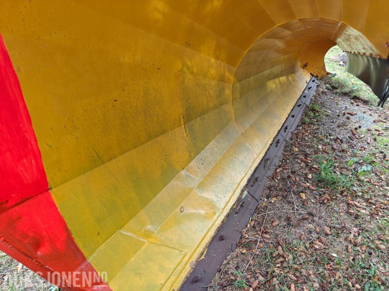 2004 Tellefsdal diagonalplog / snøplog - P HD - Bredde 3600 mm - Parallelllogram - Грузовик: фото 4 2004 Tellefsdal diagonalplog / snøplog - P HD - Bredde 3600 mm - Parallelllogram - Грузовик: фото 4