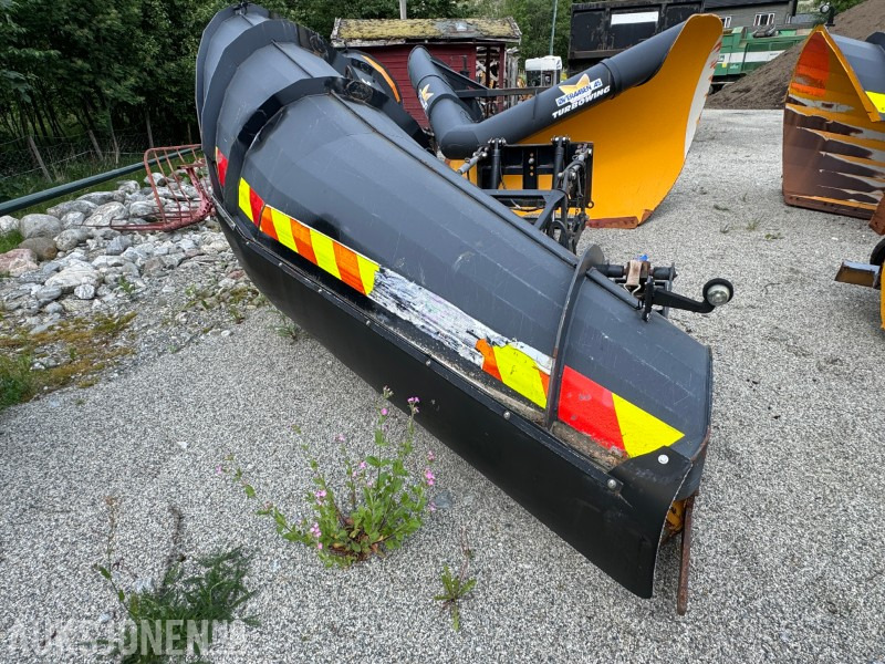 2014 Øveraasen Høyfjellsplog / Diagonalplog med paralellogram og hydralisk løft - DEH-285 D - Грузовик: фото 5 2014 Øveraasen Høyfjellsplog / Diagonalplog med paralellogram og hydralisk løft - DEH-285 D - Грузовик: фото 5