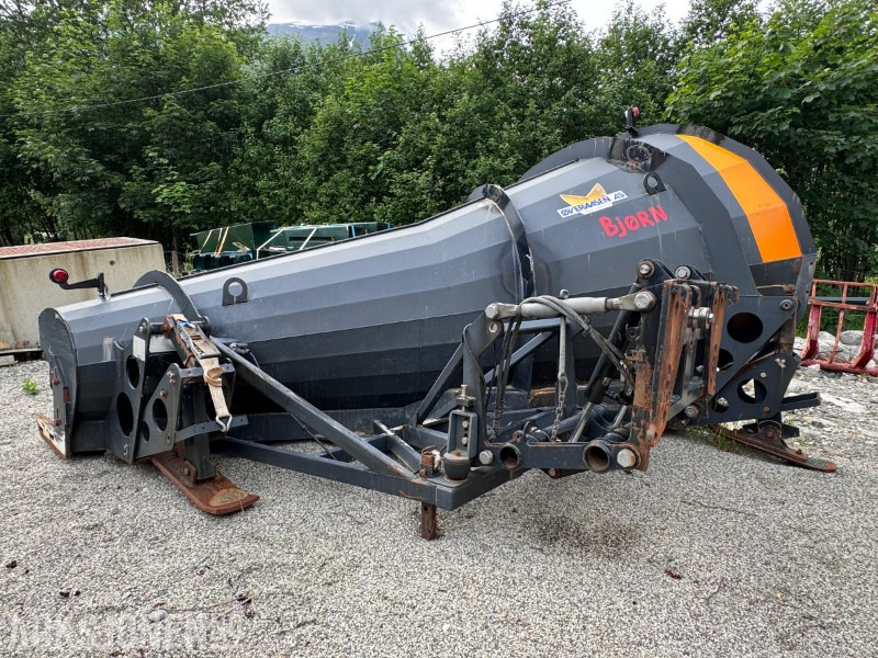 2014 Øveraasen Høyfjellsplog / Diagonalplog med paralellogram og hydralisk løft - DEH-285 D - Грузовик: фото 2 2014 Øveraasen Høyfjellsplog / Diagonalplog med paralellogram og hydralisk løft - DEH-285 D - Грузовик: фото 2