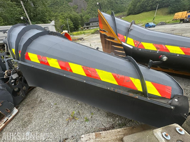 2014 Øveråsen Diagonalplog DH-285 D med paralellogram og hydraulisk lløft - Грузовик: фото 1 2014 Øveråsen Diagonalplog DH-285 D med paralellogram og hydraulisk lløft - Грузовик: фото 1