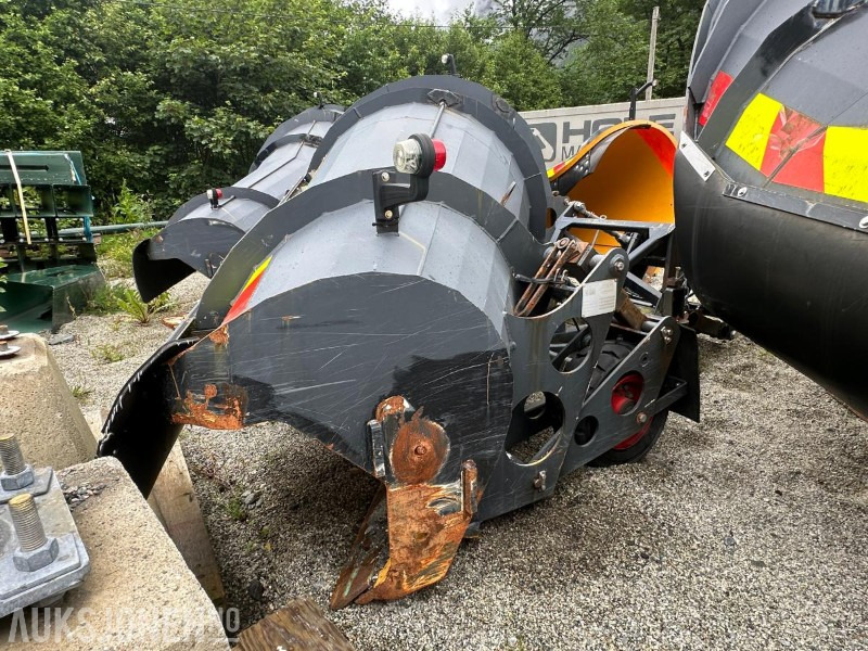 2014 Øveråsen Diagonalplog DH-285 D med paralellogram og hydraulisk lløft - Грузовик: фото 3 2014 Øveråsen Diagonalplog DH-285 D med paralellogram og hydraulisk lløft - Грузовик: фото 3