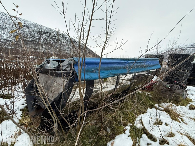 Nor Slep Asfaltbalje til 3 akslet bil - Giljotinluke - Kapell - Грузовик: фото 2 Nor Slep Asfaltbalje til 3 akslet bil - Giljotinluke - Kapell - Грузовик: фото 2