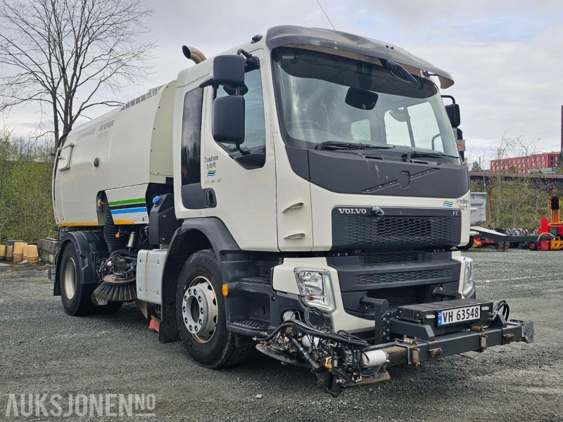 2014 Volvo FE Feiebil med Bucher Schörling CityFant 6000 påbygg/Komplett feiesystem - Коммунальная/ Специальная техника: фото 3 2014 Volvo FE Feiebil med Bucher Schörling CityFant 6000 påbygg/Komplett feiesystem - Коммунальная/ Специальная техника: фото 3