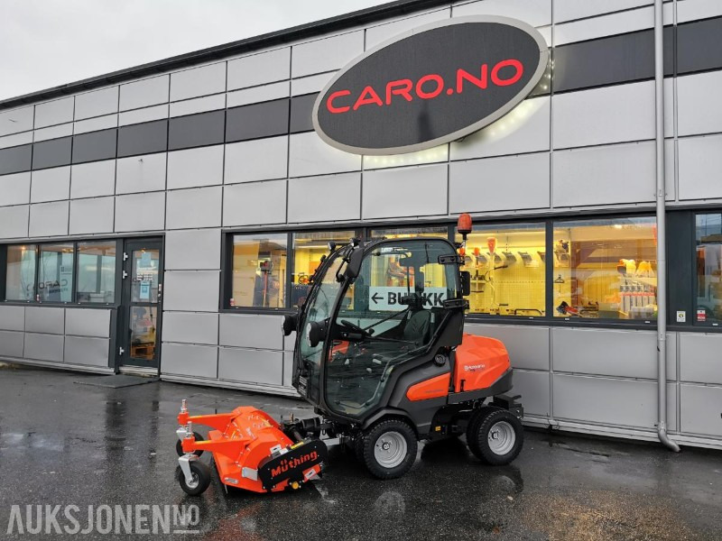 2024 Husqvarna Frontrider med hytte - Midjestyrt - P 525 DX - Inkl. Slagklipper, kosteaggregat og hydraulisk plog - Ubrukt / Utstillingsmodell - Коммунальная/ Специальная техника: фото 1 2024 Husqvarna Frontrider med hytte - Midjestyrt - P 525 DX - Inkl. Slagklipper, kosteaggregat og hydraulisk plog - Ubrukt / Utstillingsmodell - Коммунальная/ Специальная техника: фото 1