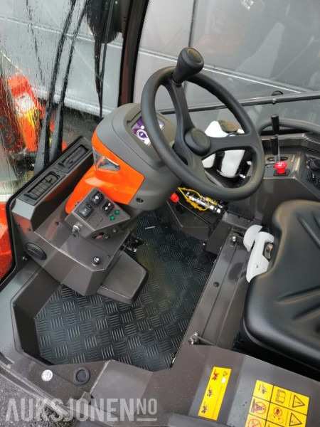 2024 Husqvarna Frontrider med hytte - Midjestyrt - P 525 DX - Inkl. Slagklipper, kosteaggregat og hydraulisk plog - Ubrukt / Utstillingsmodell - Коммунальная/ Специальная техника: фото 5 2024 Husqvarna Frontrider med hytte - Midjestyrt - P 525 DX - Inkl. Slagklipper, kosteaggregat og hydraulisk plog - Ubrukt / Utstillingsmodell - Коммунальная/ Специальная техника: фото 5