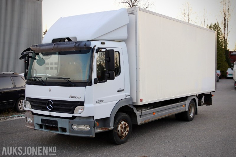 Mercedes-Benz Atego 1024 skapbil med løftelem – 6.2L / 238 hk – EU-godkjent til 20.10.2026 - Грузовик с закрытым кузовом: фото 1 Mercedes-Benz Atego 1024 skapbil med løftelem – 6.2L / 238 hk – EU-godkjent til 20.10.2026 - Грузовик с закрытым кузовом: фото 1