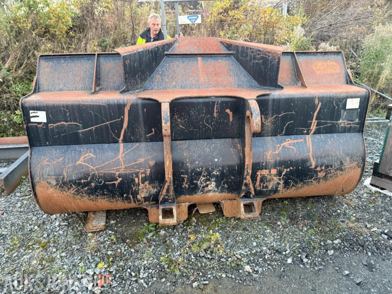 1900 Skuffe m/Cat kopling - Навесное оборудование для Строительной техники: фото 1 1900 Skuffe m/Cat kopling - Навесное оборудование для Строительной техники: фото 1