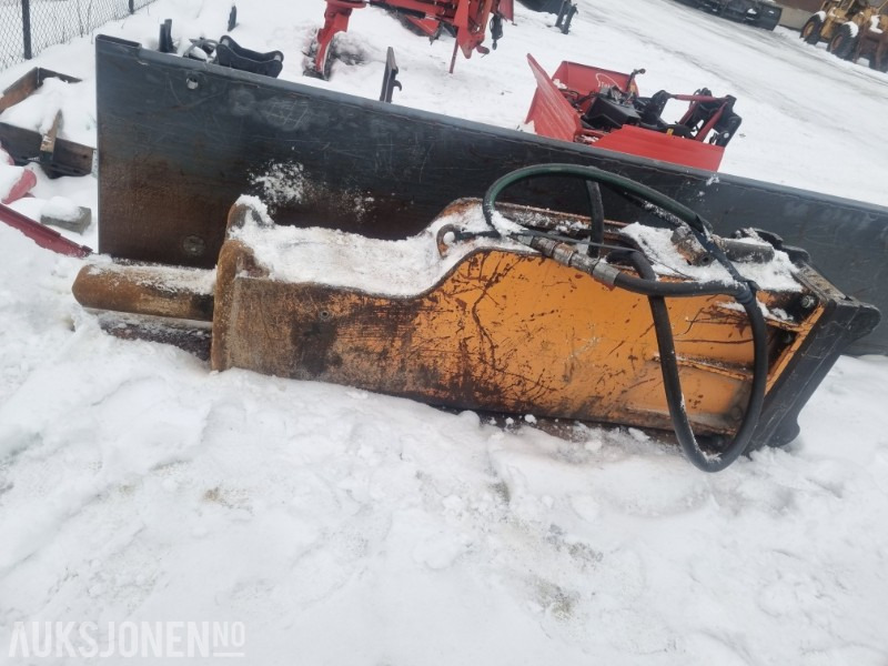 2004 D&A 220V pigghammer S60 feste - Навесное оборудование для Строительной техники: фото 4 2004 D&A 220V pigghammer S60 feste - Навесное оборудование для Строительной техники: фото 4