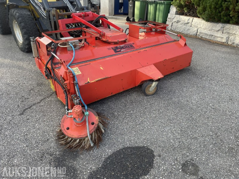 2006 Dücker Frontkost | 2400 mm | Vendbar | Oppsamler - Навесное оборудование для Строительной техники: фото 2 2006 Dücker Frontkost | 2400 mm | Vendbar | Oppsamler - Навесное оборудование для Строительной техники: фото 2