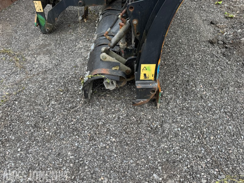 2007 Andre ellefsdal K-blade P-type brøyteskjær med slapseskjær - Навесное оборудование для Строительной техники: фото 5 2007 Andre ellefsdal K-blade P-type brøyteskjær med slapseskjær - Навесное оборудование для Строительной техники: фото 5