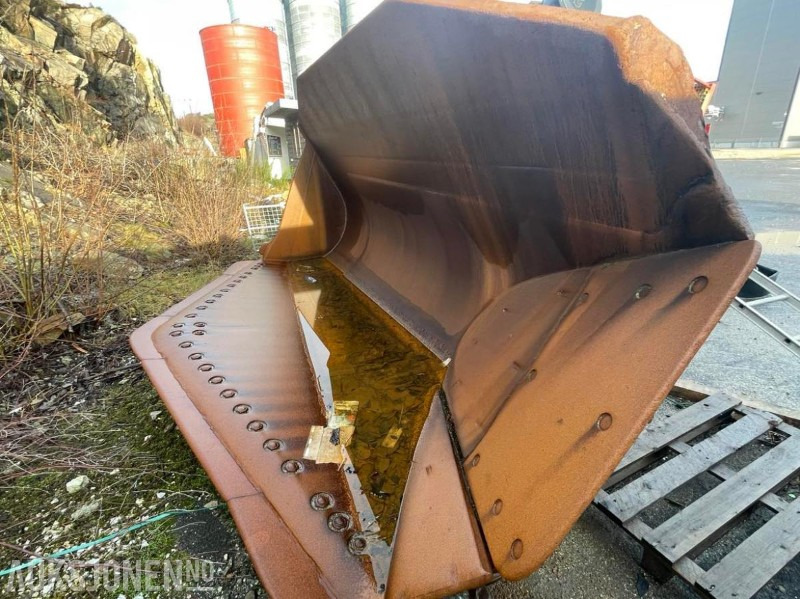 2018 Gjerstad hyd. sidetippskuff - 6100 l. - 9060 kg. - Hardox - Cat 986K - Навесное оборудование для Строительной техники: фото 3 2018 Gjerstad hyd. sidetippskuff - 6100 l. - 9060 kg. - Hardox - Cat 986K - Навесное оборудование для Строительной техники: фото 3