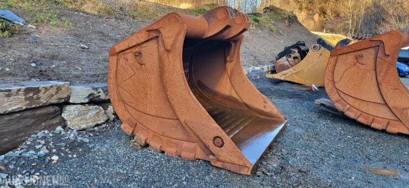 Навесное оборудование для Строительной техники 2023 Klepp Mek Graveskuffe 8000L med KM5-feste: фото 9