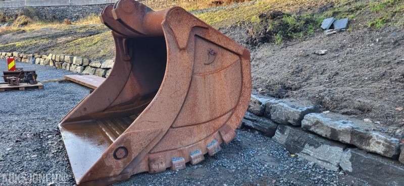 Навесное оборудование для Строительной техники 2023 Klepp Mek Graveskuffe 8000L med KM5-feste: фото 7