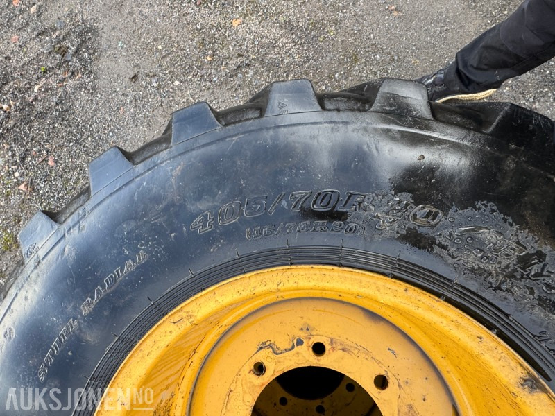 4 stk. Dunlop 405/70R20 dekk på felg - Навесное оборудование для Строительной техники: фото 5 4 stk. Dunlop 405/70R20 dekk på felg - Навесное оборудование для Строительной техники: фото 5
