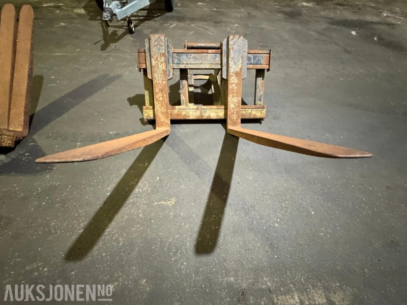 Engcon pallegafler med S60 feste - Навесное оборудование для Строительной техники: фото 2 Engcon pallegafler med S60 feste - Навесное оборудование для Строительной техники: фото 2