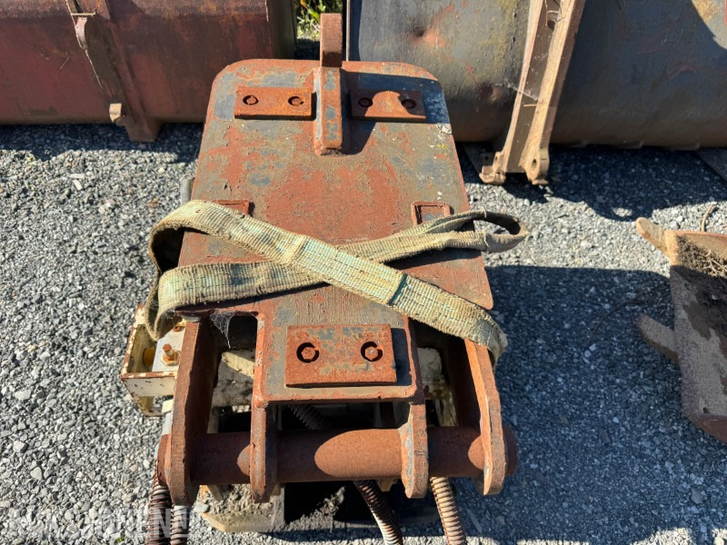 Furukawa vibroplate for gravemaskin med KM20 feste - Навесное оборудование для Строительной техники: фото 5 Furukawa vibroplate for gravemaskin med KM20 feste - Навесное оборудование для Строительной техники: фото 5