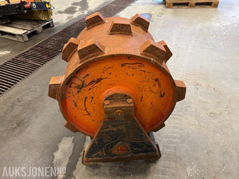 Komprimator hjul S60 feste - Навесное оборудование для Строительной техники: фото 3 Komprimator hjul S60 feste - Навесное оборудование для Строительной техники: фото 3