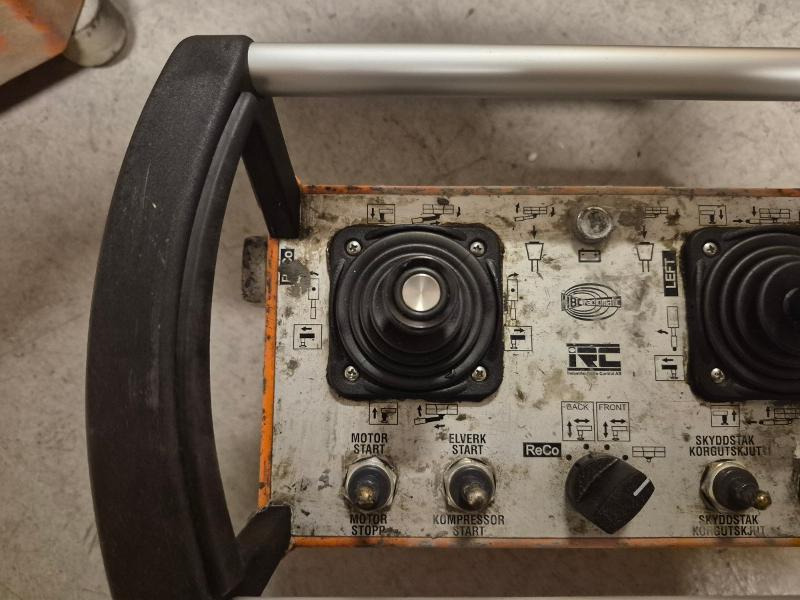 Навесное оборудование для Строительной техники Radiostyring m/Mottaker - Se Bilder For Spesifikasjoner: фото 7 Навесное оборудование для Строительной техники Radiostyring m/Mottaker - Se Bilder For Spesifikasjoner: фото 7