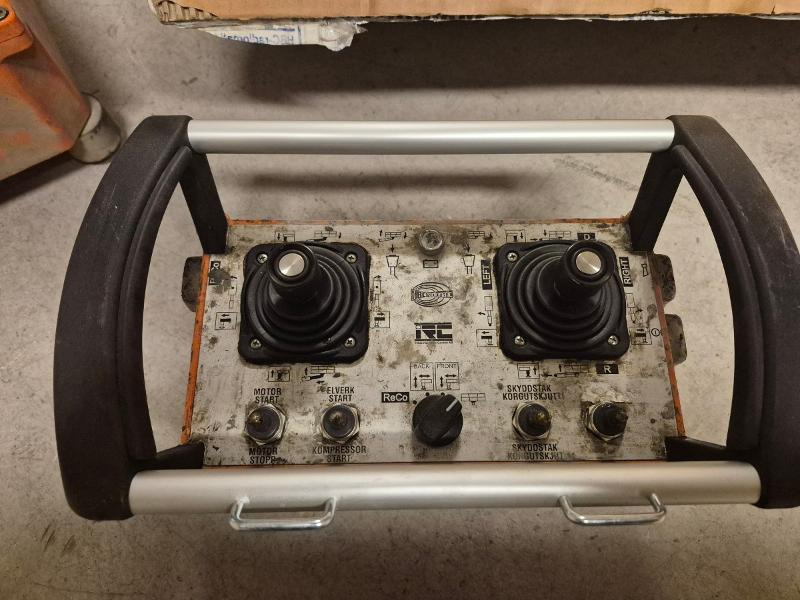 Навесное оборудование для Строительной техники Radiostyring m/Mottaker - Se Bilder For Spesifikasjoner: фото 6 Навесное оборудование для Строительной техники Radiostyring m/Mottaker - Se Bilder For Spesifikasjoner: фото 6