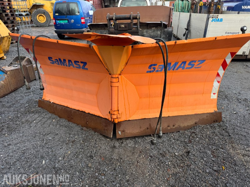 SaMASZ Olimp 300 – Hydraulisk V-plog – 3,0 meter – Volvo-feste - Навесное оборудование для Строительной техники: фото 2 SaMASZ Olimp 300 – Hydraulisk V-plog – 3,0 meter – Volvo-feste - Навесное оборудование для Строительной техники: фото 2