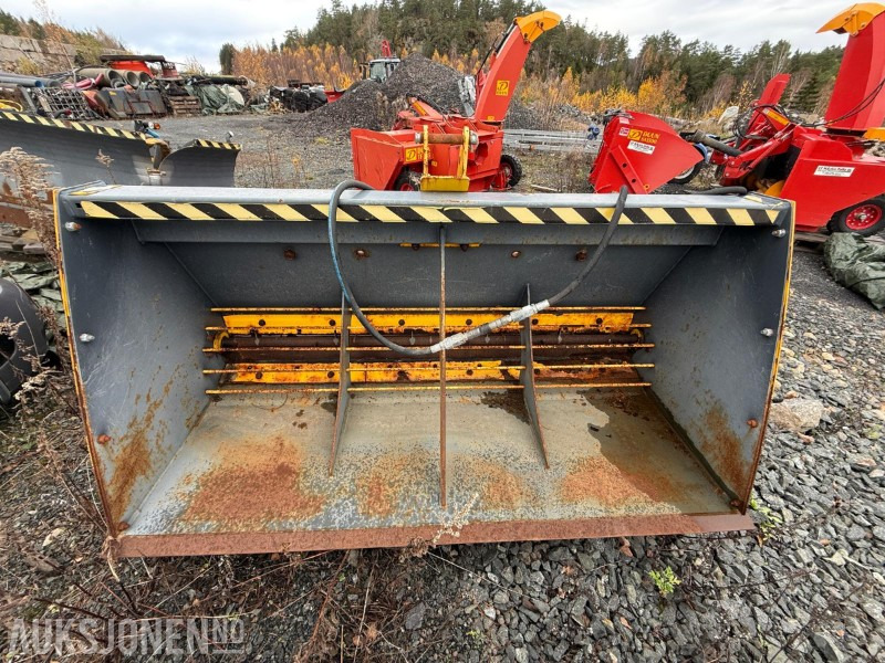 Stark strøkasse HK 1010 (2,09M) - Навесное оборудование для Строительной техники: фото 2 Stark strøkasse HK 1010 (2,09M) - Навесное оборудование для Строительной техники: фото 2