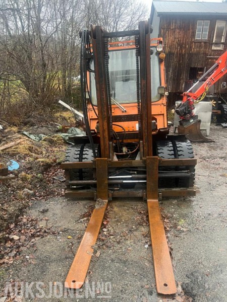 1990 Toyota 02- 3 FD40. Truck med sideforskyvning - MVA-FRI - Погрузочно-разгрузочная техника: фото 5 1990 Toyota 02- 3 FD40. Truck med sideforskyvning - MVA-FRI - Погрузочно-разгрузочная техника: фото 5