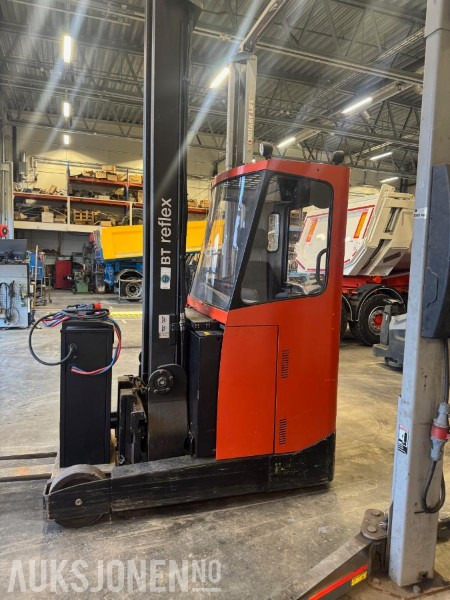 2010 Skyvemastertruck - BT RRE200ECC servicer fulgt Varmeapp Kamera - Погрузочно-разгрузочная техника: фото 2 2010 Skyvemastertruck - BT RRE200ECC servicer fulgt Varmeapp Kamera - Погрузочно-разгрузочная техника: фото 2