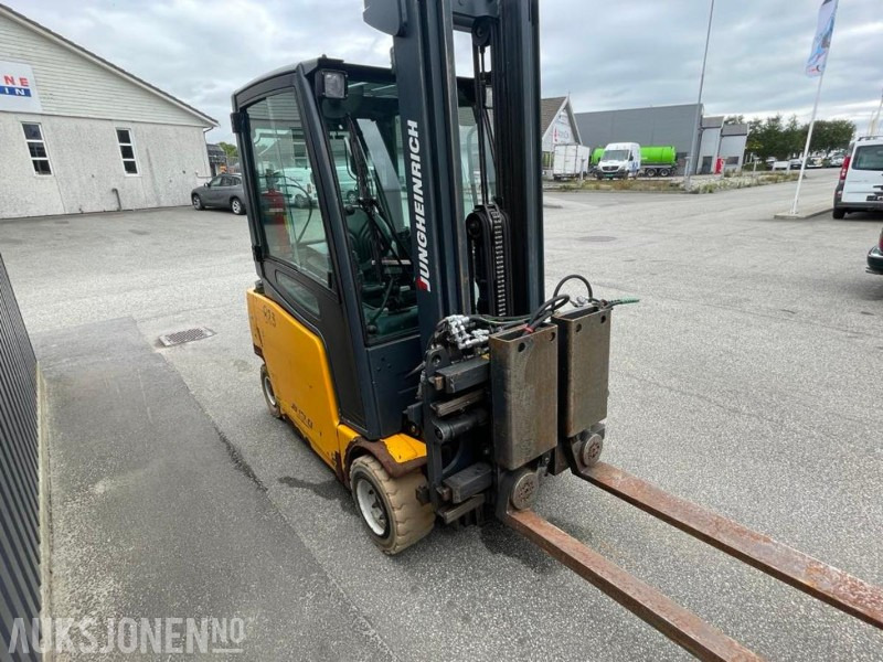 2012 Jungheinrich EFG 320 EL.Truck - Ravas vekt - 7 m. løftehøyde - 2 tonn løftekapasitet - 4812 timer. - Погрузочно-разгрузочная техника: фото 5 2012 Jungheinrich EFG 320 EL.Truck - Ravas vekt - 7 m. løftehøyde - 2 tonn løftekapasitet - 4812 timer. - Погрузочно-разгрузочная техника: фото 5