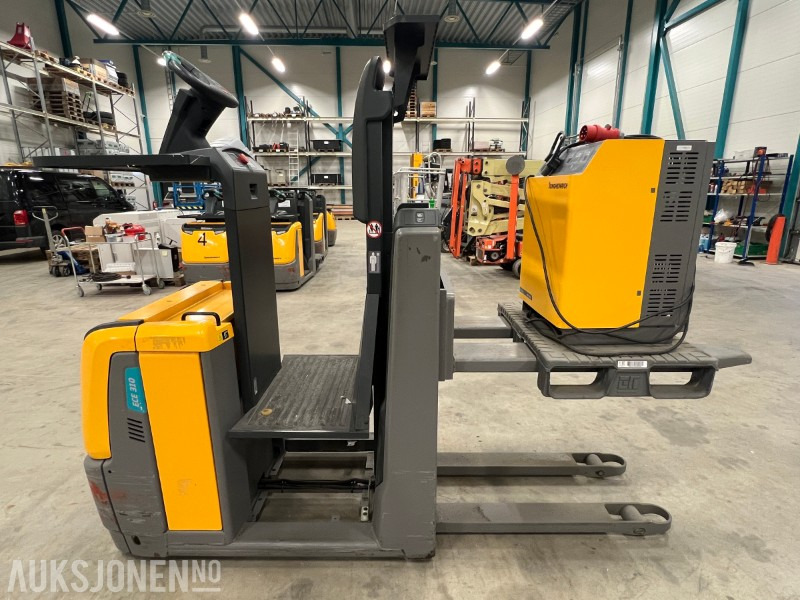 2017 Jungheinrich ECE 310 HP - Погрузочно-разгрузочная техника: фото 2 2017 Jungheinrich ECE 310 HP - Погрузочно-разгрузочная техника: фото 2