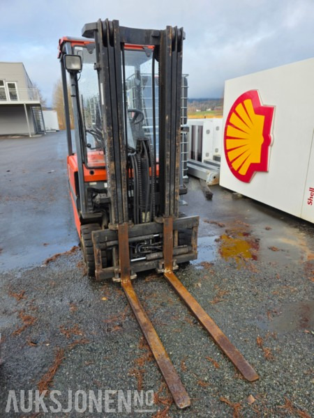 Toyota truck 1600 kg defekt batteri - Погрузочно-разгрузочная техника: фото 2 Toyota truck 1600 kg defekt batteri - Погрузочно-разгрузочная техника: фото 2