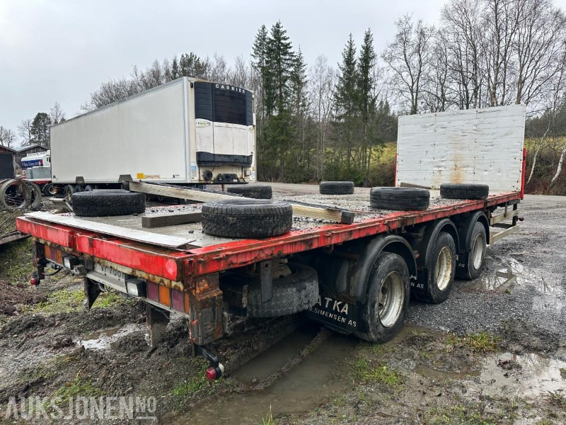ATKA R. SIMENSEN - 3 akslet container henger med plan - Прицеп: фото 3 ATKA R. SIMENSEN - 3 akslet container henger med plan - Прицеп: фото 3