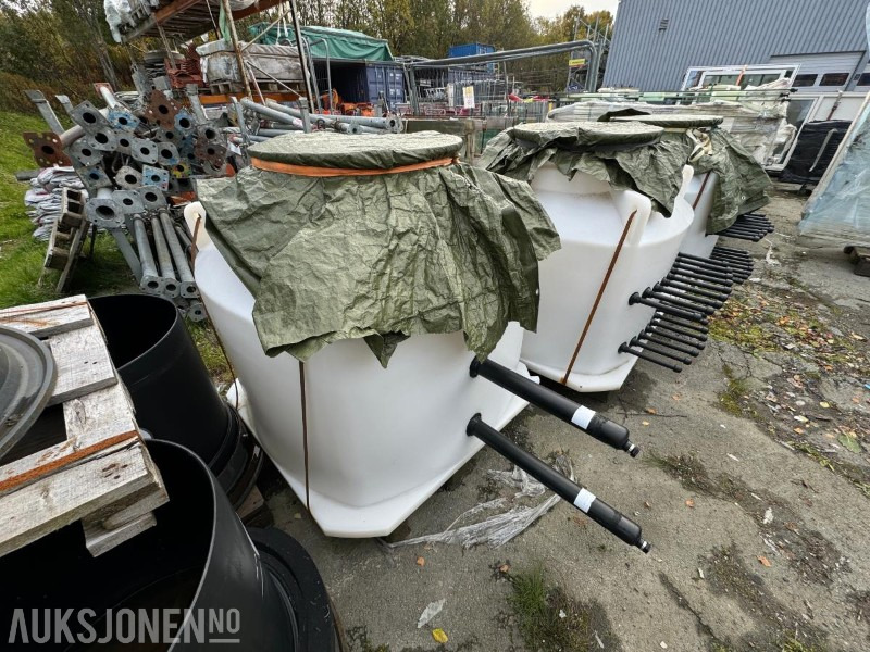 Samlebrønner med kjøresterke lokk - Nytt - Строительное оборудование: фото 1 Samlebrønner med kjøresterke lokk - Nytt - Строительное оборудование: фото 1