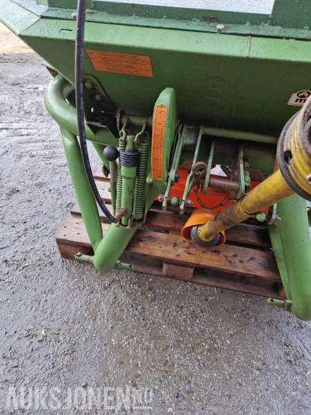 Сельскохозяйственная техника 1900 Gjødselspreder m/aksling: фото 7