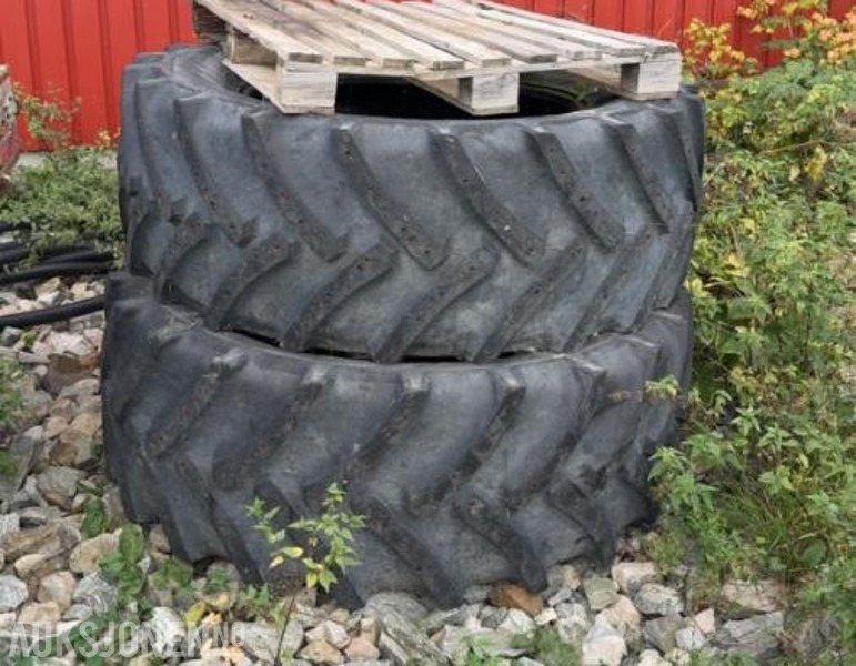 Сельскохозяйственная техника 2 stk Landbruksdekk Continental 600/65R38 med pigg: фото 1