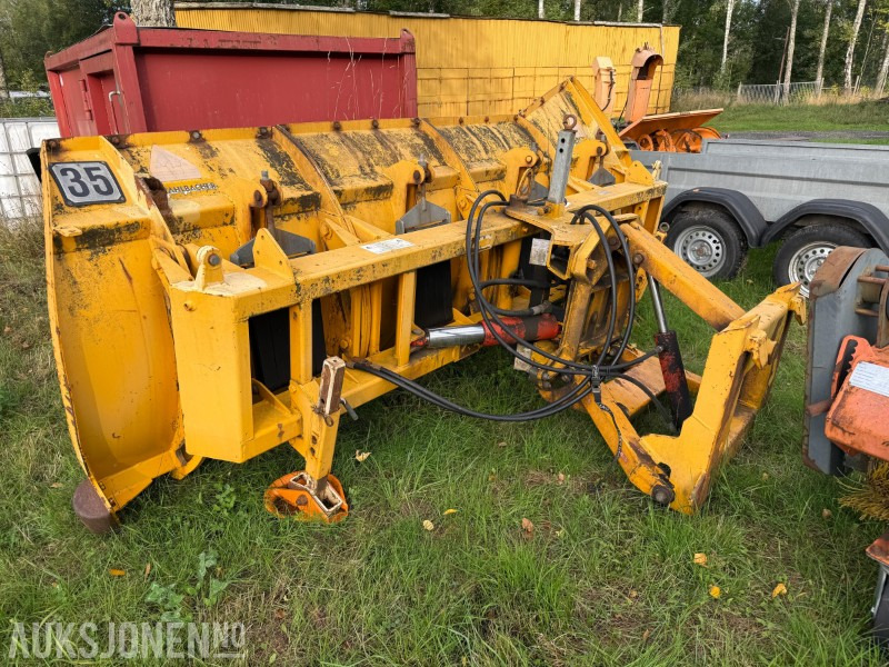 2002 Kahlbacher PRAXOS 270 Brøyteskjær - Сельскохозяйственная техника: фото 4 2002 Kahlbacher PRAXOS 270 Brøyteskjær - Сельскохозяйственная техника: фото 4