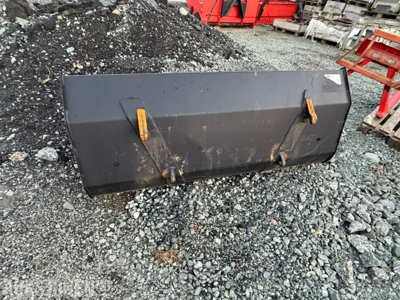 Skuffe til laster med Euro feste 190GM - Ковш для погрузчика: фото 2 Skuffe til laster med Euro feste 190GM - Ковш для погрузчика: фото 2