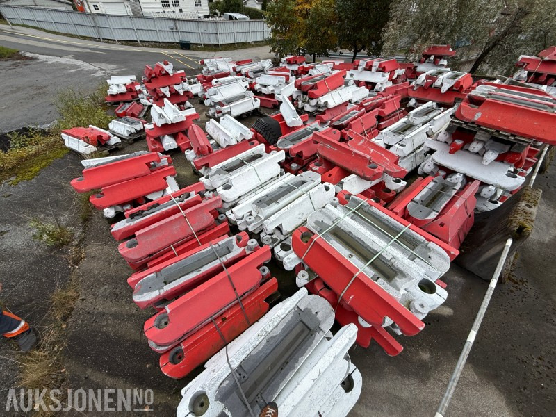 Trafikk-/veibarrierar (modulbasert) i kompositt ca 600 stk - Строительное оборудование: фото 4 Trafikk-/veibarrierar (modulbasert) i kompositt ca 600 stk - Строительное оборудование: фото 4