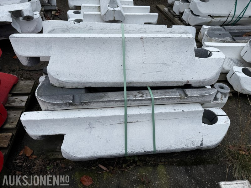 Trafikk-/veibarrierar (modulbasert) i kompositt ca 600 stk - Строительное оборудование: фото 3 Trafikk-/veibarrierar (modulbasert) i kompositt ca 600 stk - Строительное оборудование: фото 3