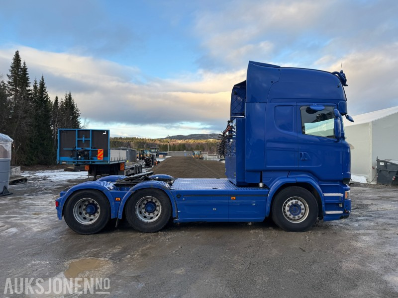 2015 Scania R730 Euro6T 6x4 Påkostet - Brøyterigget - Tipphydraulikk - Sprederhydraulikk - 675 643km - Тягач: фото 4 2015 Scania R730 Euro6T 6x4 Påkostet - Brøyterigget - Tipphydraulikk - Sprederhydraulikk - 675 643km - Тягач: фото 4