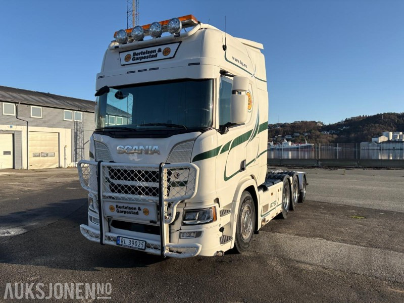 2019 Scania R730 6X4X2 Tungtrekker Euro6 maks vogntogvekt 150tonn - Тягач: фото 1 2019 Scania R730 6X4X2 Tungtrekker Euro6 maks vogntogvekt 150tonn - Тягач: фото 1