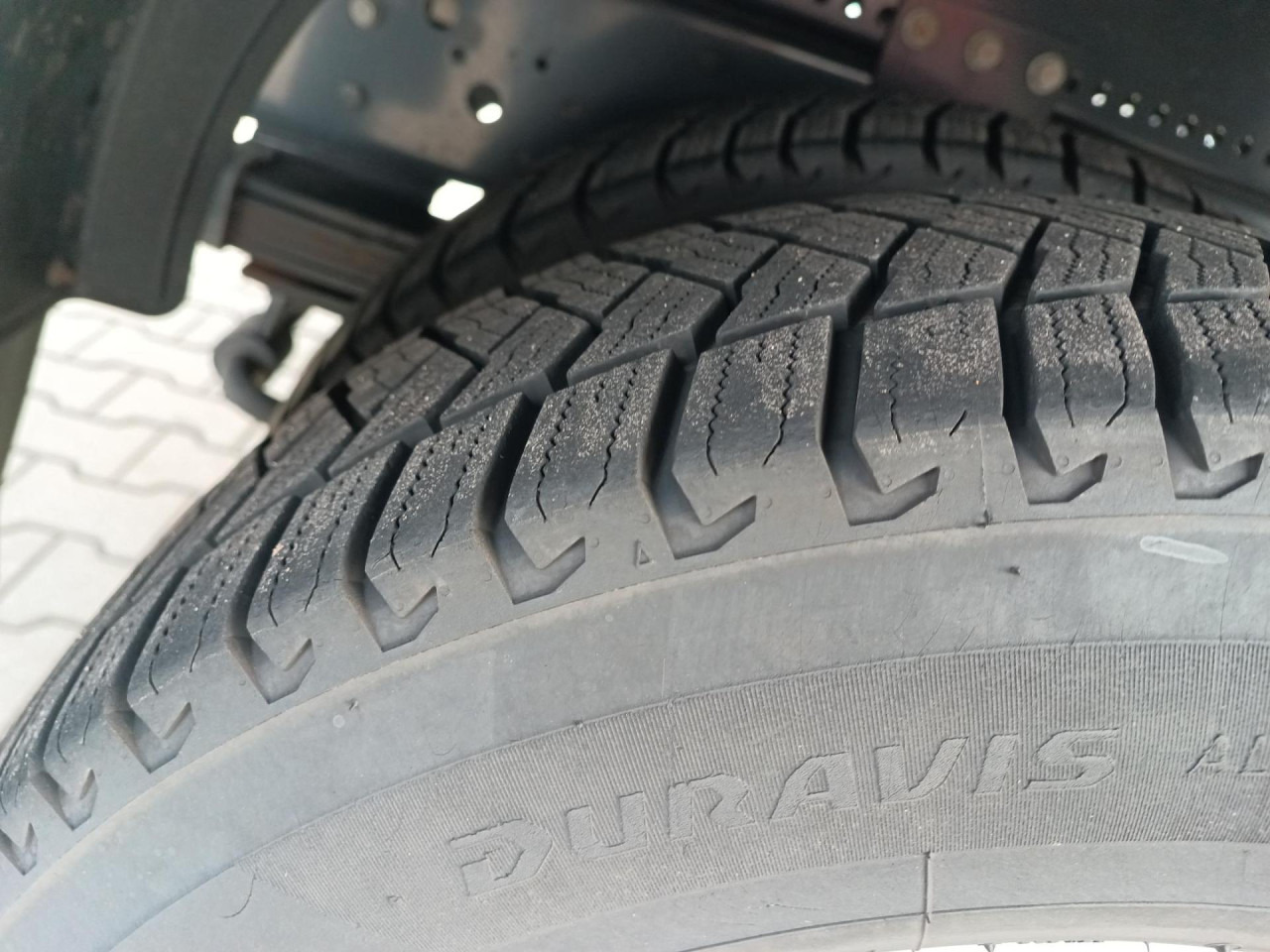 IVECO Daily 70C18A8 - Фургон с закрытым кузовом: фото 2 IVECO Daily 70C18A8 - Фургон с закрытым кузовом: фото 2