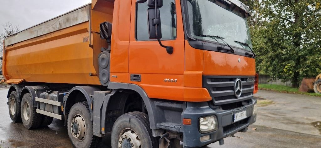 Mercedes-Benz Actros 4144  - Самосвал: фото 3 Mercedes-Benz Actros 4144  - Самосвал: фото 3