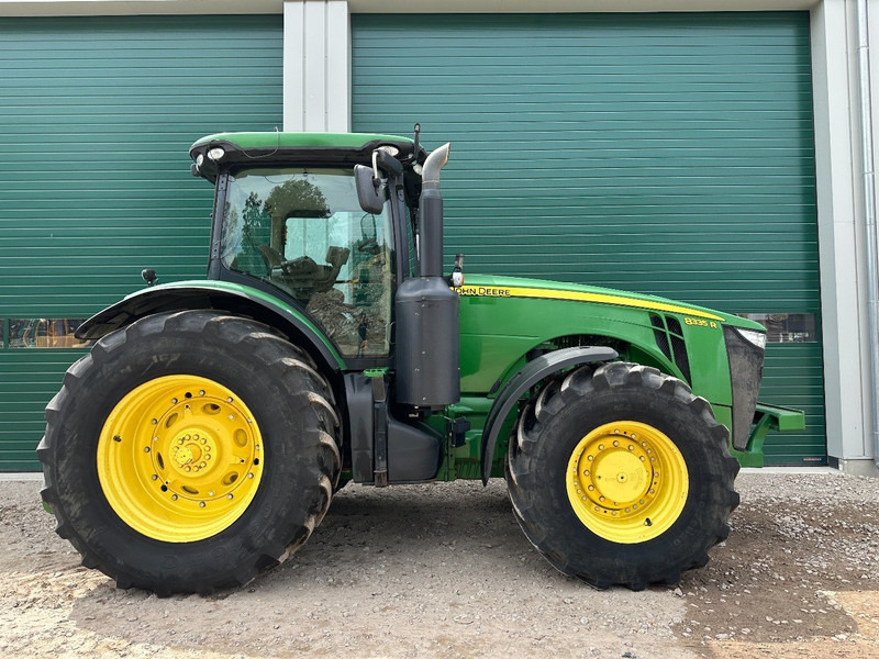 John Deere 8335R AutoPower - Трактор: фото 4 John Deere 8335R AutoPower - Трактор: фото 4