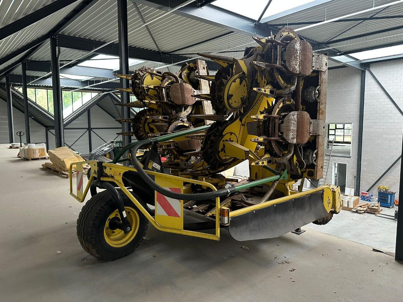 Kemper 390 CORN HEADER | 12 ROW | FRONT WHEEL - Кормоуборочный комбайн: фото 1 Kemper 390 CORN HEADER | 12 ROW | FRONT WHEEL - Кормоуборочный комбайн: фото 1