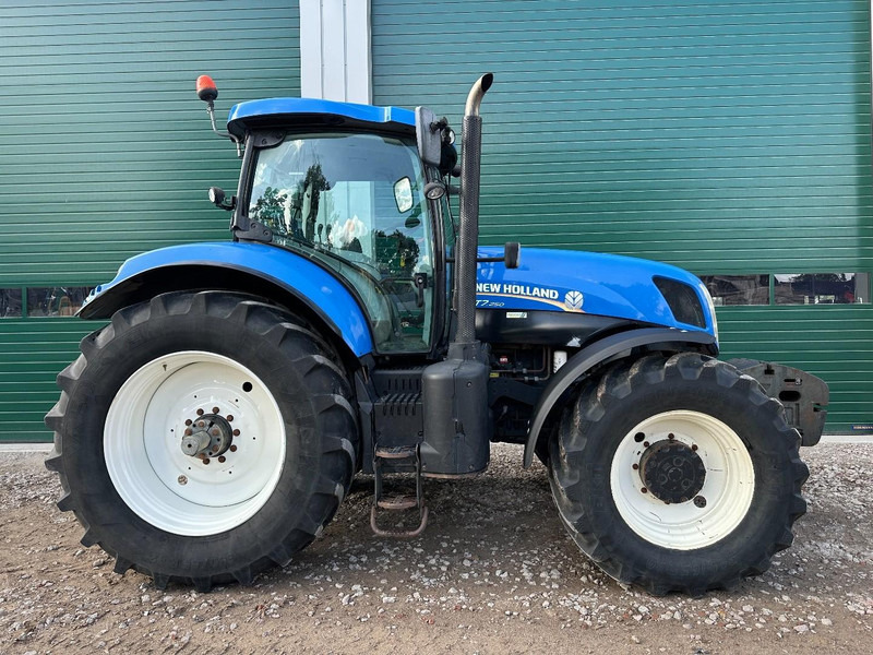 New Holland T7.250 Power Command - Трактор: фото 4 New Holland T7.250 Power Command - Трактор: фото 4
