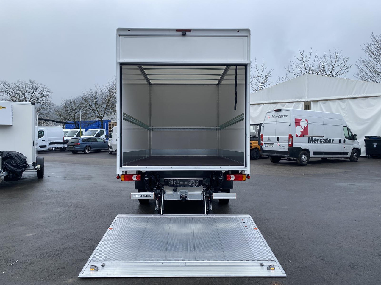 Новый Фургон с закрытым кузовом CITROEN JUMPER L4 1+2, 180PS, 2.2L | ALU-BOX 4200mm + LADERAMPE + LAGER: фото 11 Новый Фургон с закрытым кузовом CITROEN JUMPER L4 1+2, 180PS, 2.2L | ALU-BOX 4200mm + LADERAMPE + LAGER: фото 11