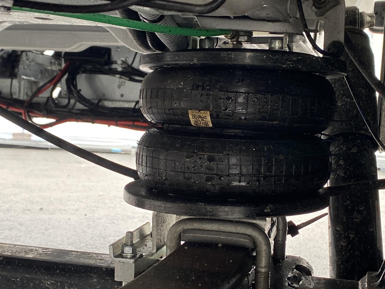 Новый Фургон с закрытым кузовом FIAT DUCATO L4 1+2, 180PS, 2.2L | ALU-BOX 4200mm + LADERAMPE + LAGER: фото 9 Новый Фургон с закрытым кузовом FIAT DUCATO L4 1+2, 180PS, 2.2L | ALU-BOX 4200mm + LADERAMPE + LAGER: фото 9