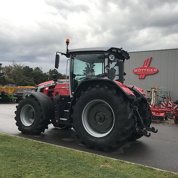 Massey Ferguson MF 8S.305 Exclusive - Трактор: фото 5 Massey Ferguson MF 8S.305 Exclusive - Трактор: фото 5